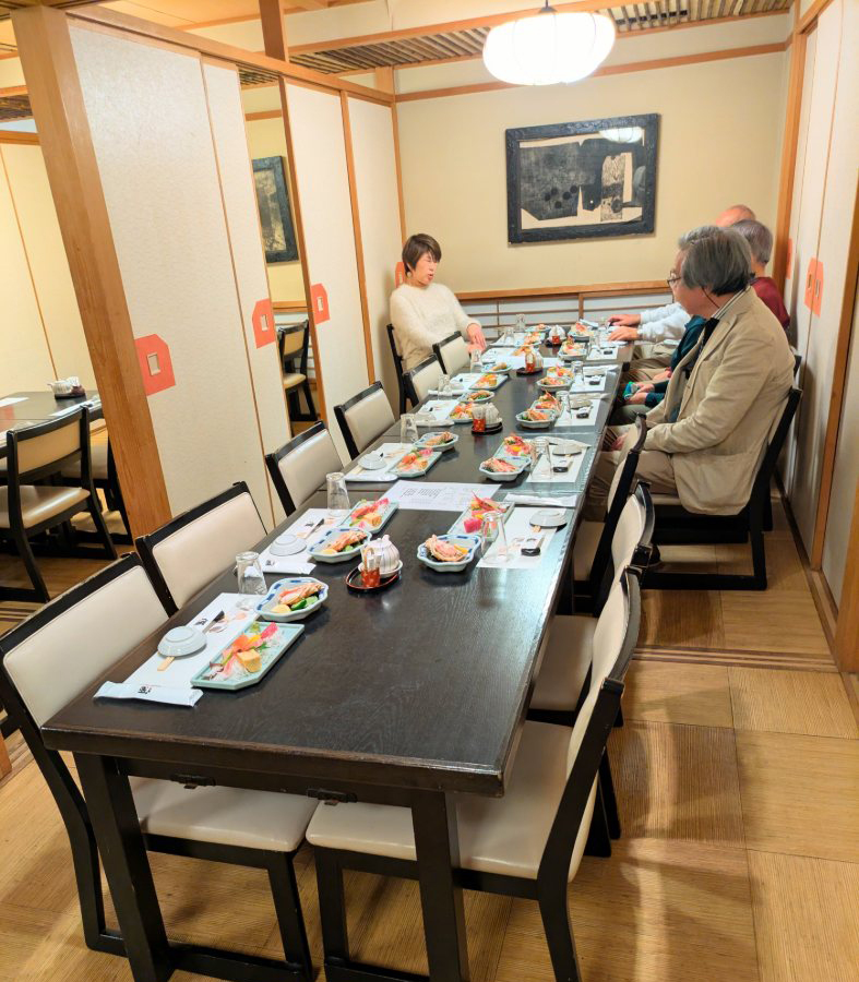 懇親会会場『源氏』2